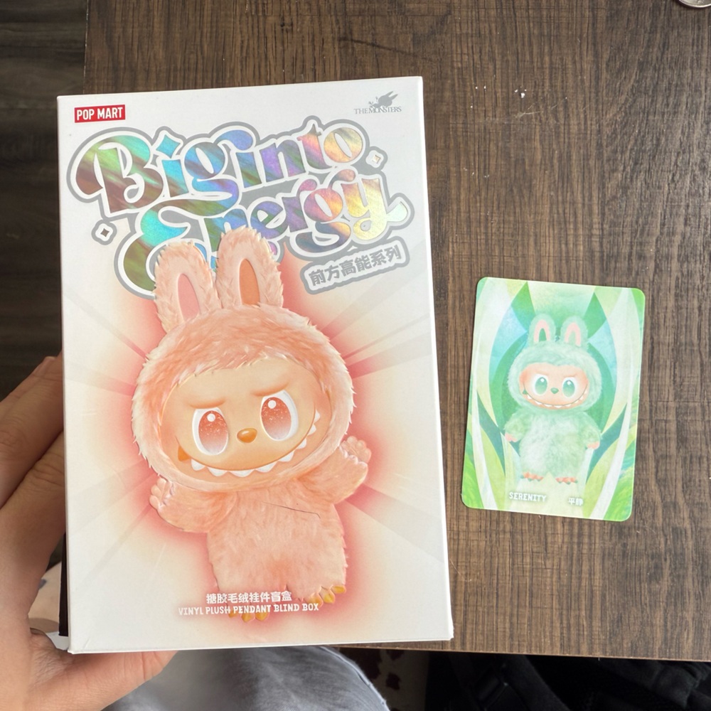 ♡ [NewinBox] Pop Mart x The Monsters Labubu Big Into Energy - Serenity